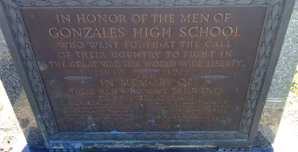 IN HONOR OF THE MEN OF GONZALEZ HIGH SCHOOL WAR MEMORIAL PLAQUE