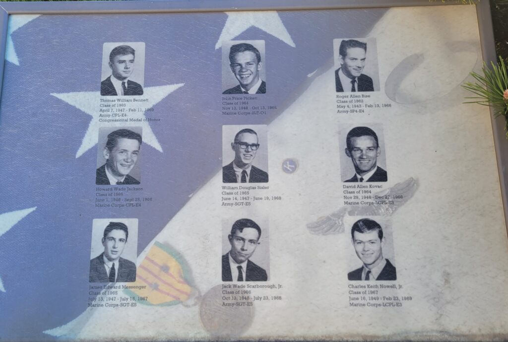 MORGANTOWN HIGH SCHOOL VIETNAM VETERANS MEMORIAL PLAQUE B