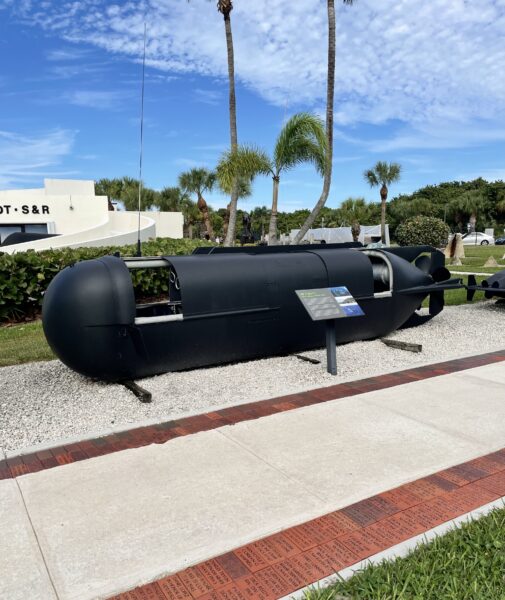 MARK 8 MOD 0 SEAL DELIVERY VEHICLE (SDV) MEMORIAL