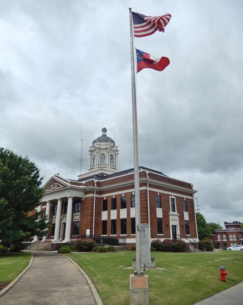 THIS FLAG POLE MEMORIAL