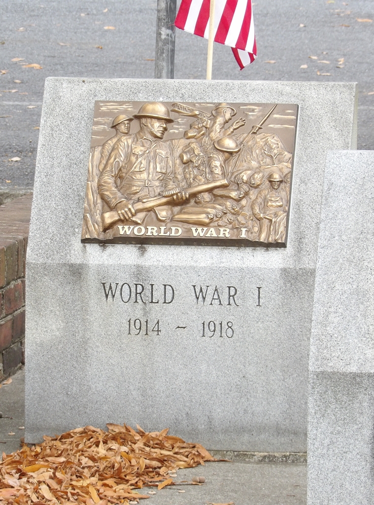 LAMAR COUNTY 20TH CENTURY WAR VETERANS MEMORIAL PLAQUE A