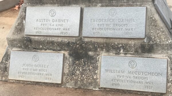 IN MEMORY OF REVOLUTIONARY SOLDIERS WAR MEMORIAL SIDE A