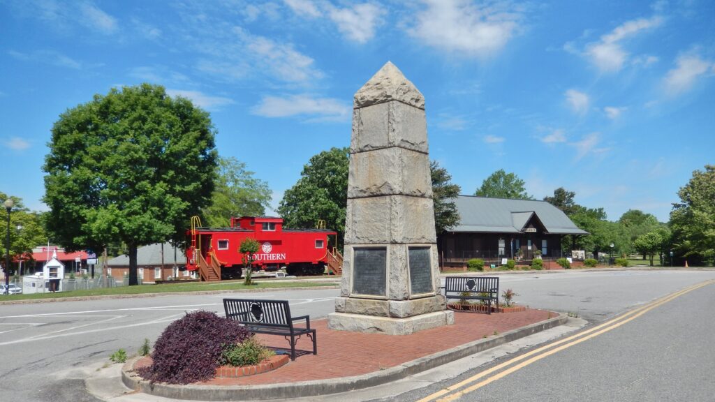 COLONEL BENJAMIN HAWKINS WAR MEMORIAL