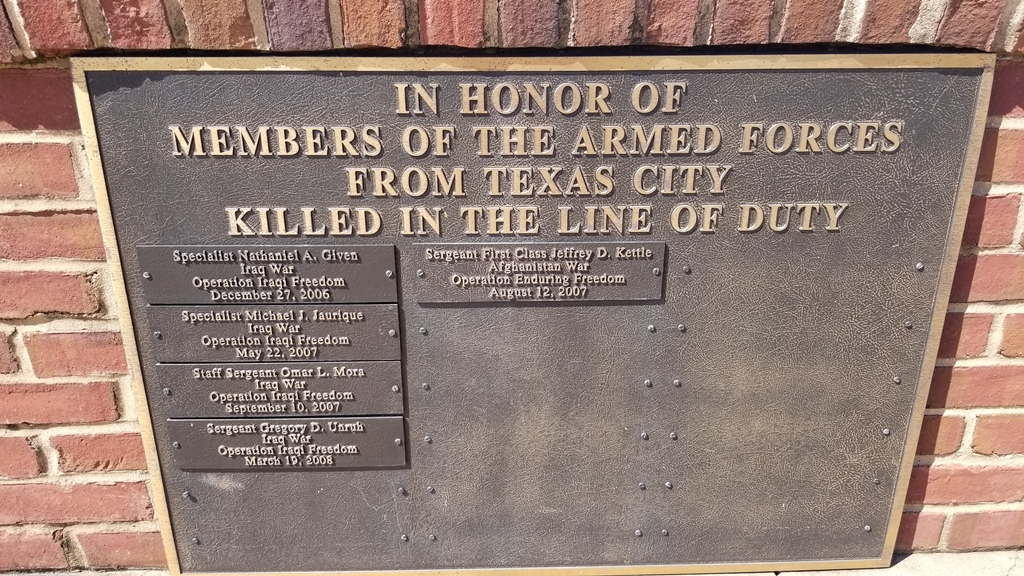 SERVICEMEN FROM TEXAS CITY WAR MEMORIAL PLAQUE B