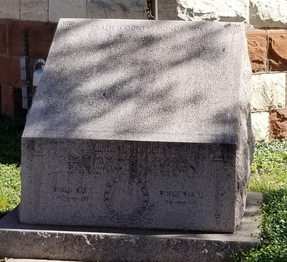 ERATH COUNTY WORLD WARS MEMORIAL