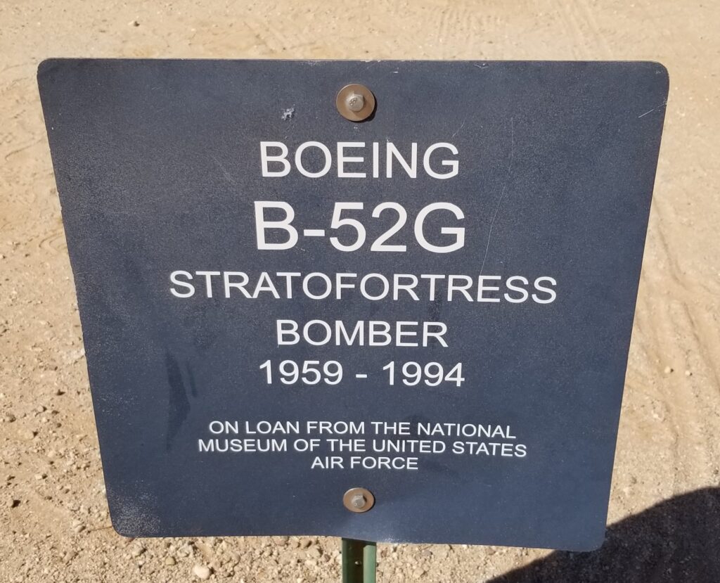 BOEING B-52G STRATOFORTRESS MEMORIAL AIRCRAFT PLAQUE