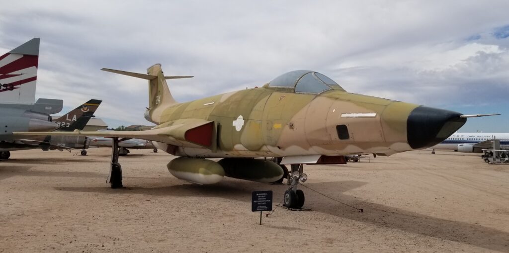 MCDONNELL RF-101C VOODOO RECONNAISSANCE MEMORIAL AIRCRAFT