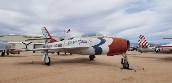 REPUBLIC F-84F THUNDERSTREAK FIGHTER MEMORIAL AIRCRAFT