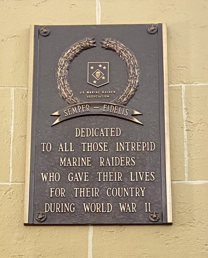 MARINE RAIDERS OF WORLD WAR II MEMORIAL PLAQUE
