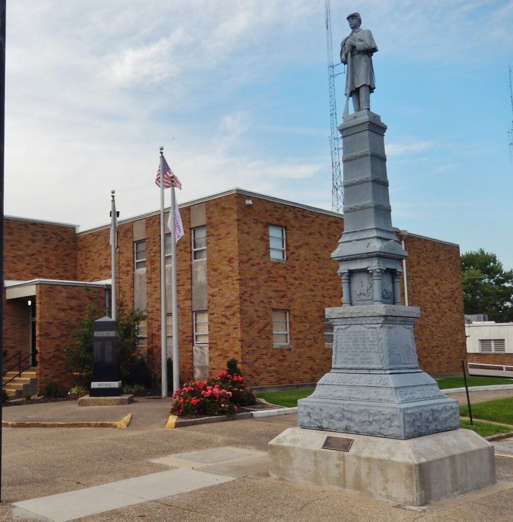 WABASH COUNTY SOLDIERS MONUMENT