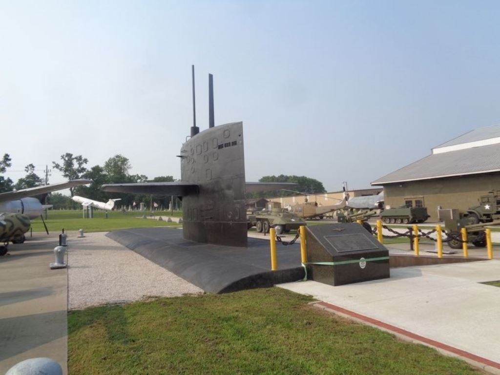 USS INDIANAPOLIS SSN 697 MEMORIAL CONNING TOWER