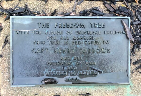 THE FREEDOM TREE CAPT. HENRY BARROWS MEMORIAL PLAQUE
