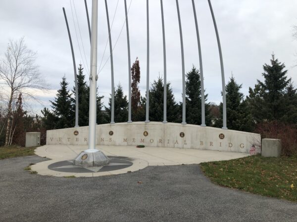 PORTLAND’S VETERANS MEMORIAL BRIDGE