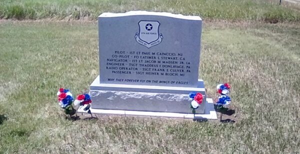 SIX ARMY AIR FORCE B-17 BOMBER CRASH MEMORIAL BACK