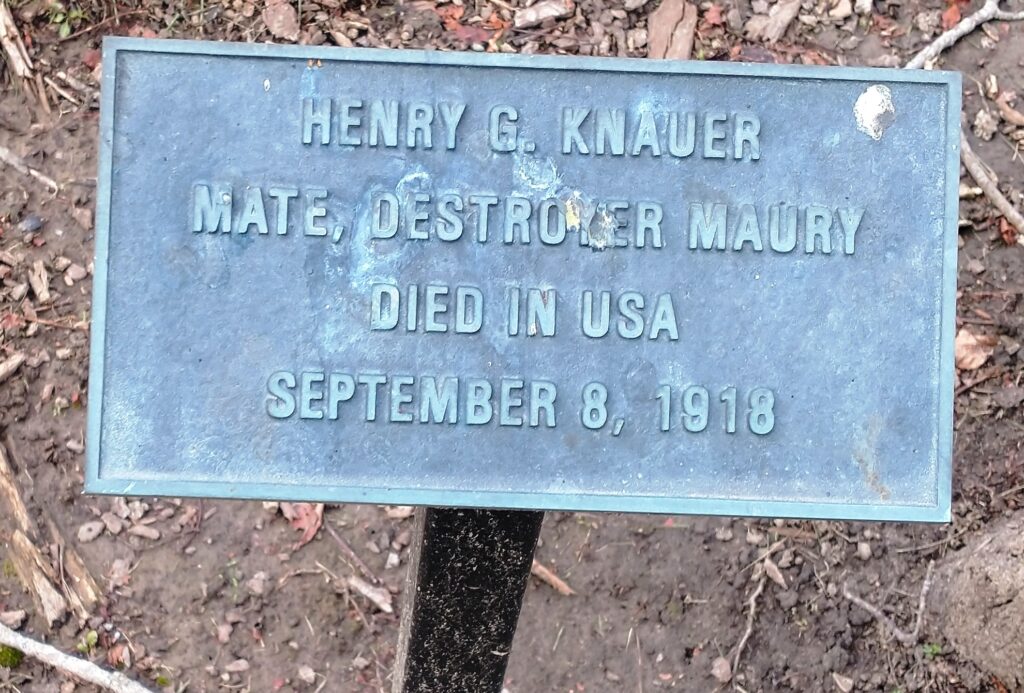 HENRY G. KNAUER WAR MEMORIAL TREE PLAQUE