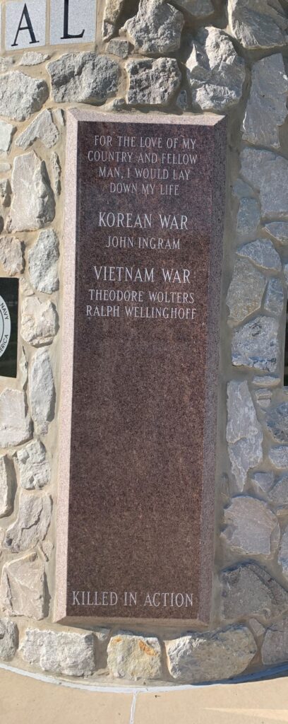 NEW BADEN WAR VETERANS MEMORIAL PLAQUE B