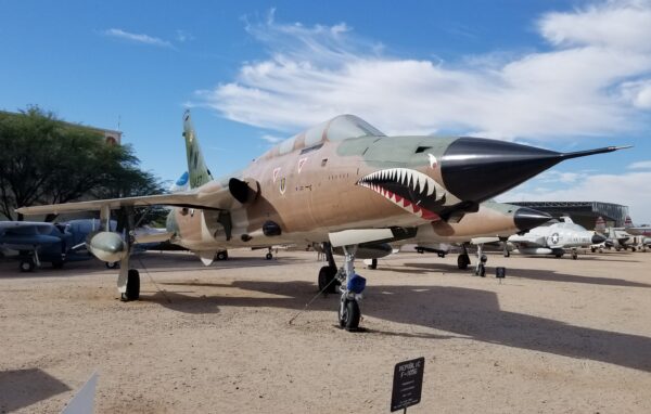 REPUBLIC F-105G THUNDERCHIEF FIGHTER-BOMBER MEMORIAL AIRCRAFT