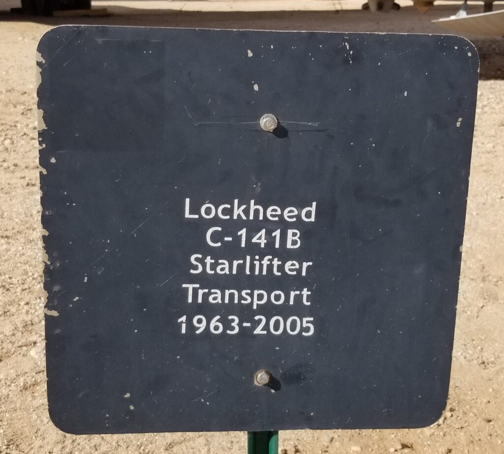 LOCKHEED C-141B STARLIFTER TRANSPORT MEMORIAL AIRCARFT PLAQUE
