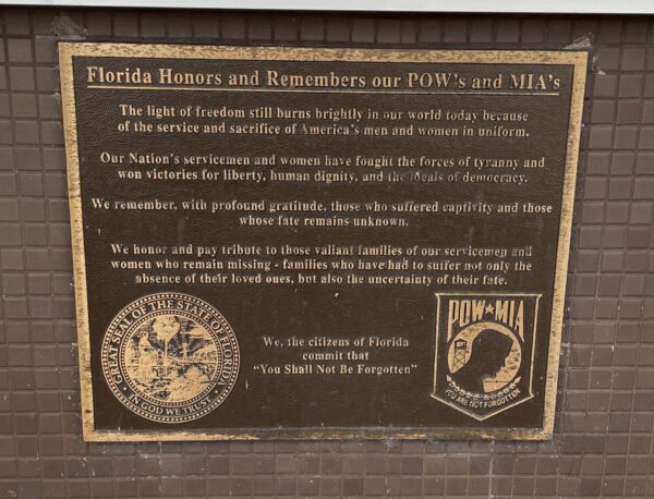 FLORIDA HONORS AND REMEMBERS OUR POW’S AND MIA’S MEMORIAL PLAQUE FORT PIERCE