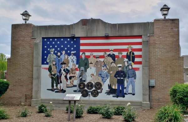 AMERICAN HEROES MURAL