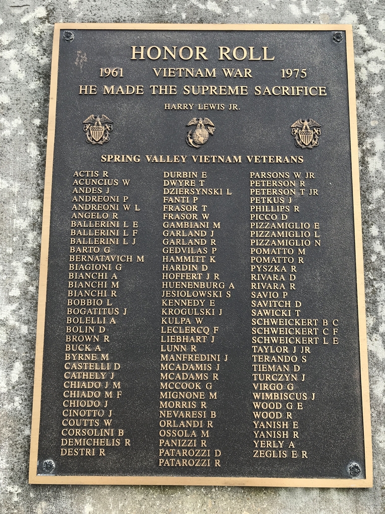SPRING VALLEYVIETNAM WAR SUPREME SACRIFICE WAR MEMORIAL PLAQUE