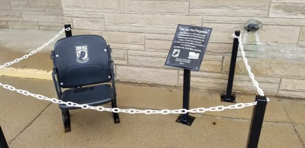 ROLLING THUNDER CHAPTER 3 ILLINOIS YOU ARE NOT FORGOTTEN MEMORIAL CHAIR