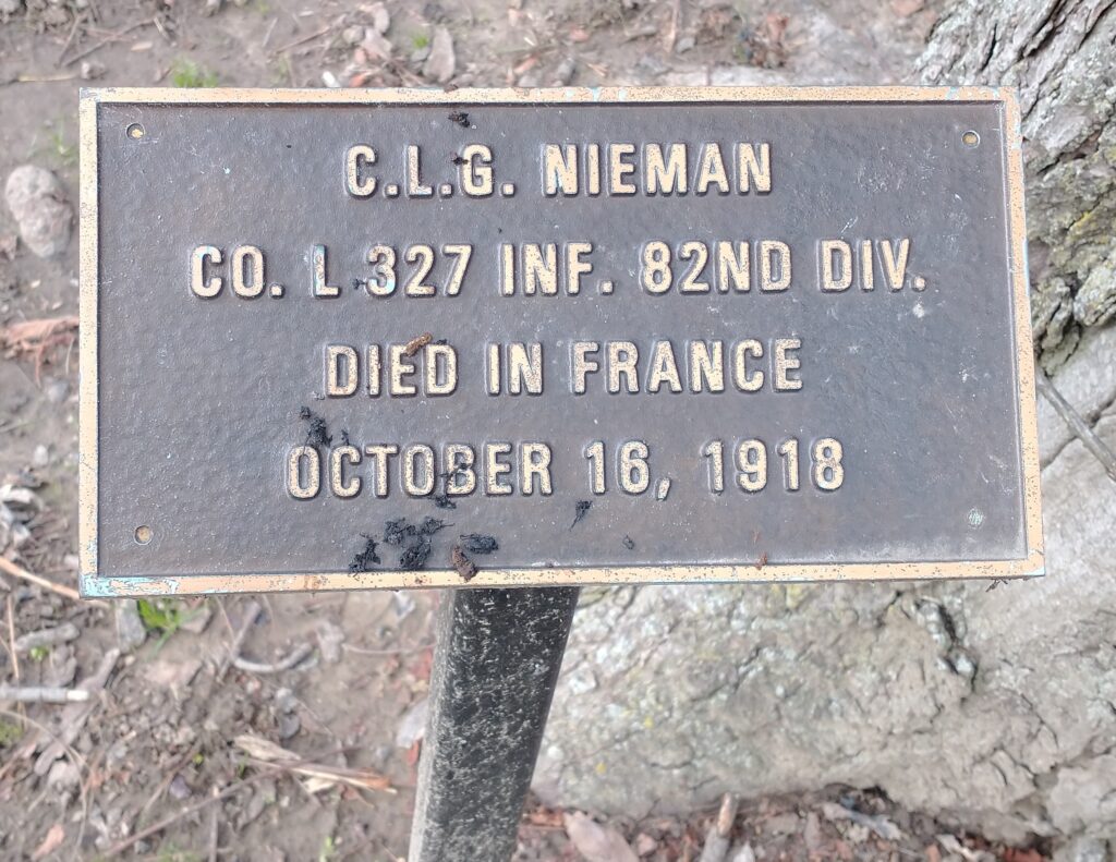 C.L.G. NIEMAN WAR MEMORIAL TREE PLAQUE