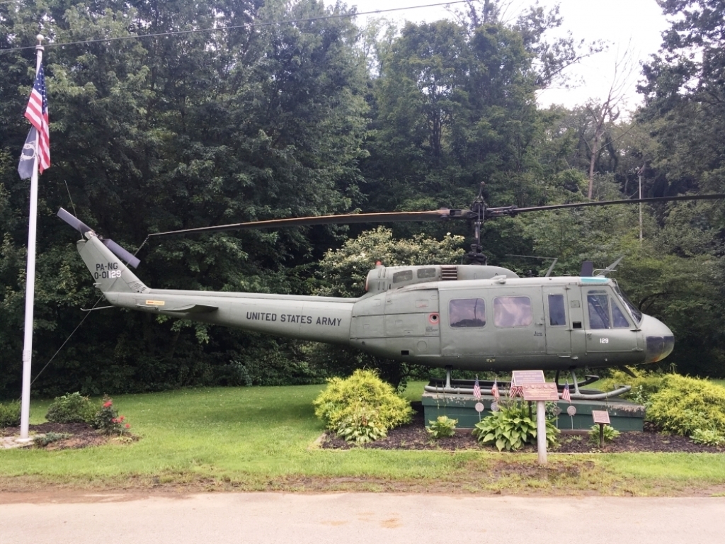 VIETNAM HELICOPTER PILOTS AND CREW WHO PERISHED MEMORIAL