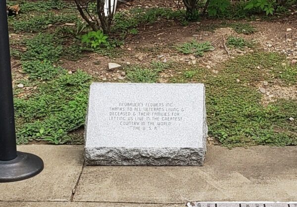 NEUBRUER’S FLOWERS ALL VETERANS MEMORIAL