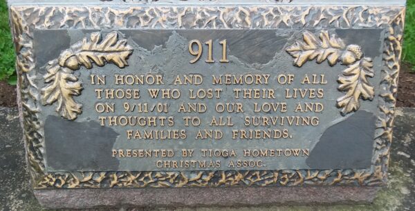 TIOGA HOMETOWN CHRISTMAS ASSOC 911 MEMORIAL CLOSE-UP