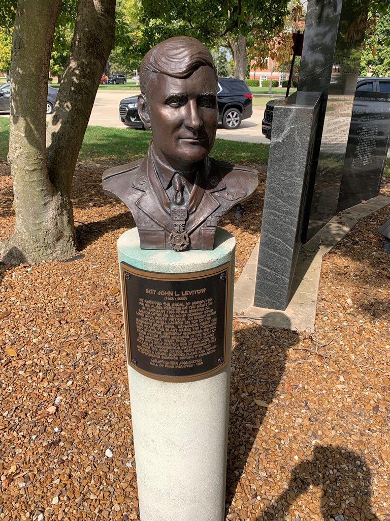 SGT. JOHN L. LEVITOW MEDAL OF HONOR WAR MEMORIAL BUST
