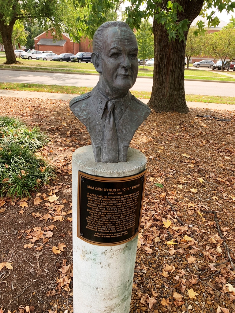 MAJ GEN CYRUS R. “C.R.” SMITH MEMORIAL BUST