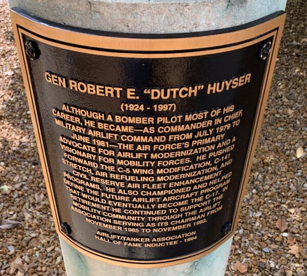GEN ROBERT E. “DUTCH” HUYSER MEMORIAL PLAQUE