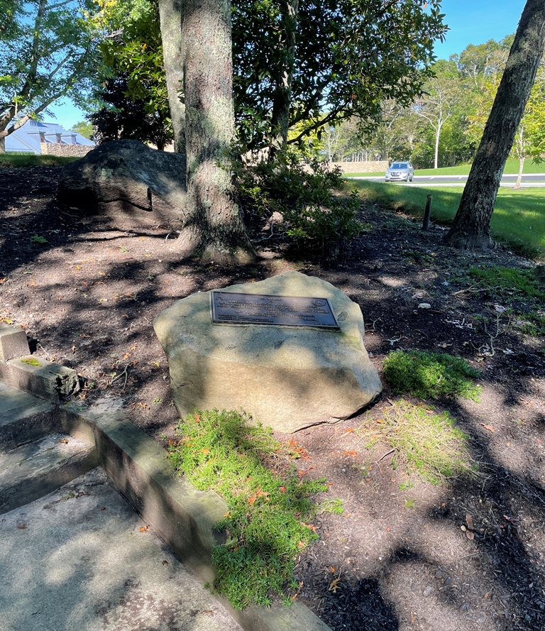 MASSACHUSETTS NATIONAL CEMETERY AMERICAN LEGION AUXILIARY MEMORIAL