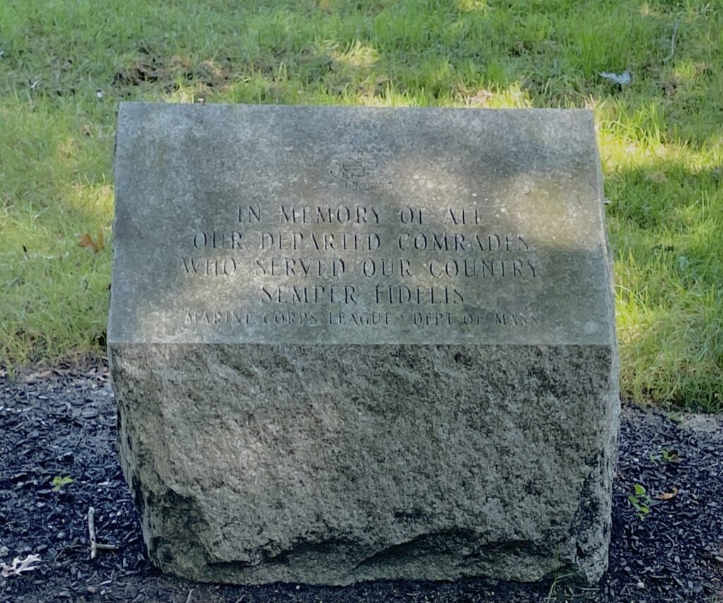 MASSACHUSETTS NATIONAL CEMETERY MARINE CORPS DEPARTEDD COMRADES MEMORIAL