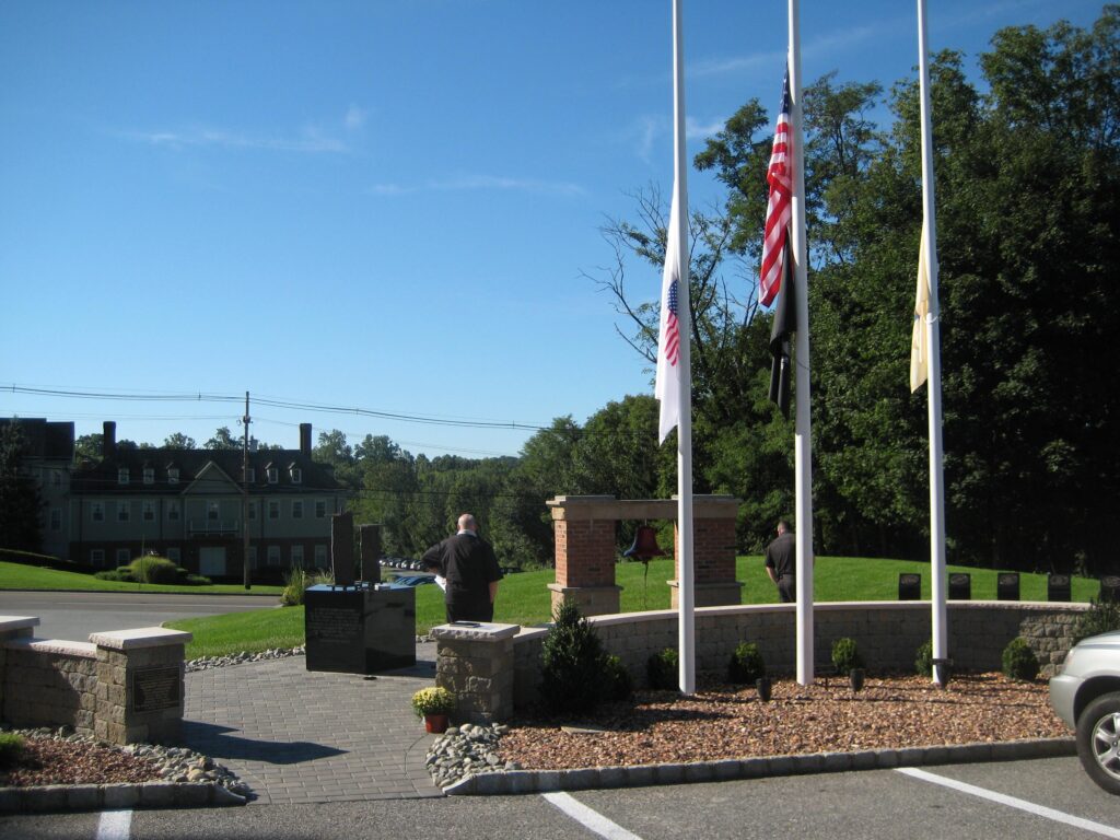 ANNANDALE SEPTEMBER 11, 2001 MEMORIAL