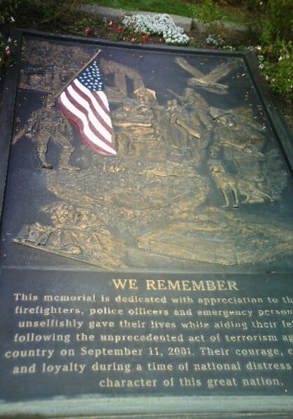 FAIR OAKS SEPTEMBER 11, 2001 MEMORIAL PLAQUE
