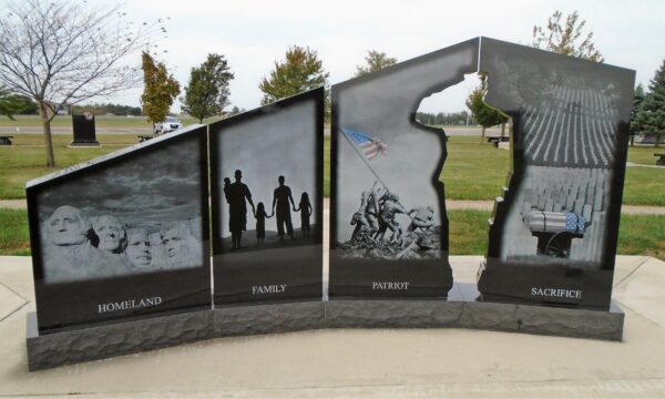 DAYTON GOLD STAR FAMILIES MEMORIAL MONUMENT BACK