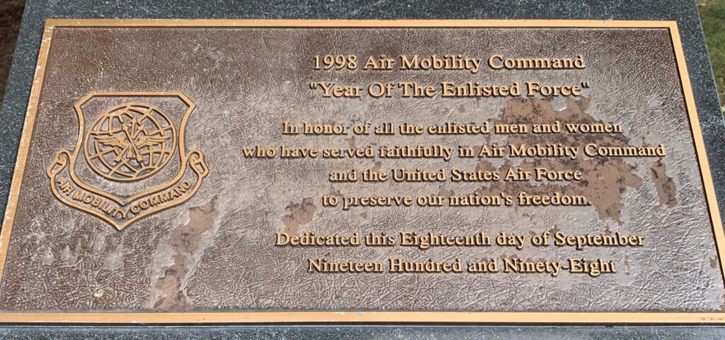 1998 AIR MOBILITY COMMAND MEMORIAL PLAQUE