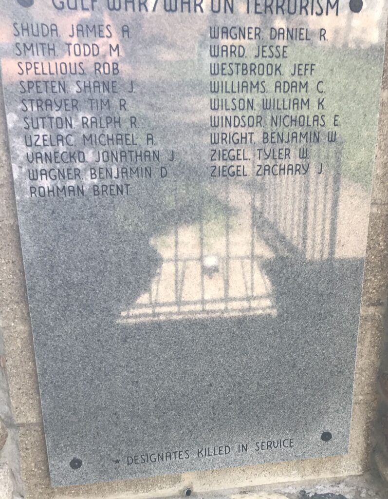 METAMORA HONOR ROLL MEMORIAL PLAQUE V
