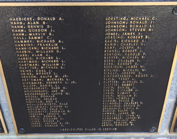 METAMORA HONOR ROLL MEMORIAL PLAQUE O