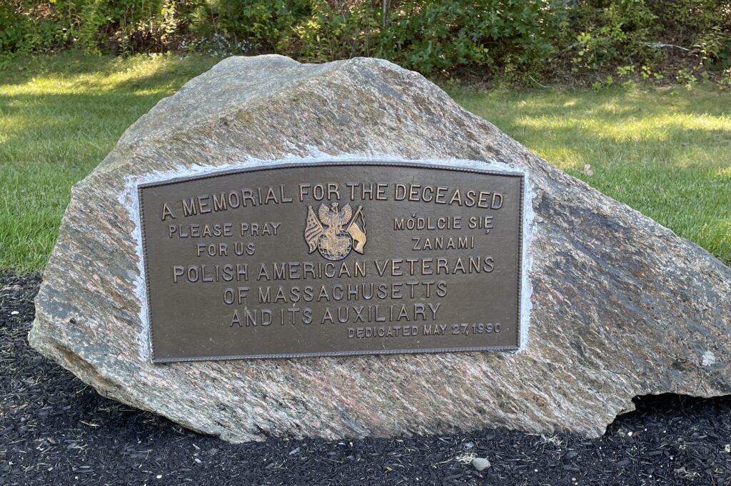 MASSACHUSETTS NATIONAL CEMETERY POLISH AMERICAN VETERANS WAR MEMORIAL
