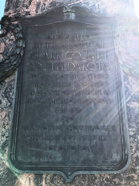 CLARK COUNTY SOUTH DAKOTA WAR VETERANS MEMORIAL PLAQUE A