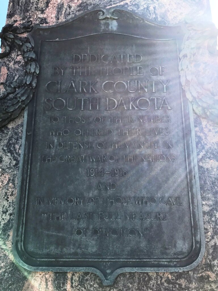 CLARK COUNTY SOUTH DAKOTA WAR VETERANS MEMORIAL PLAQUE A