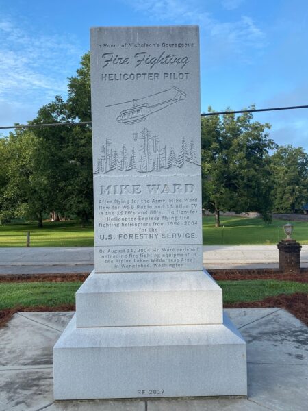 MIKE WARD MEDIVAC HELICOPTER PILOT WAR MEMORIAL BACK