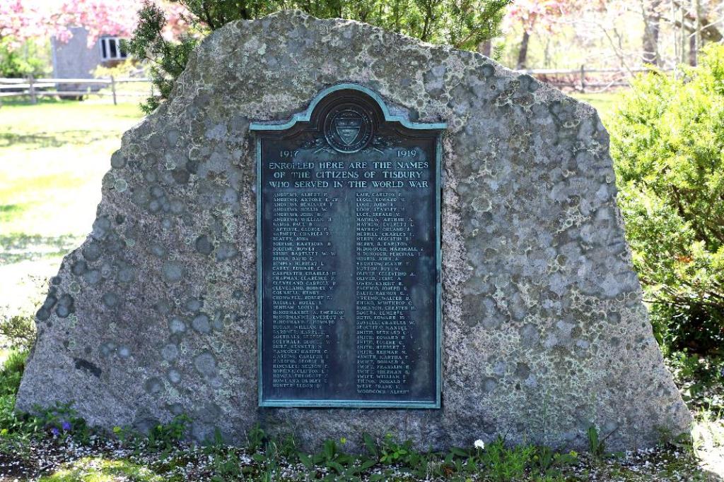 CITIZENS OF TISBURY WORLD WAR MEMORIAL