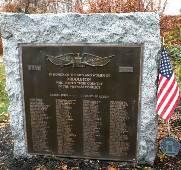 MIDDLETON VIETNAM CONFLICT MEMORIAL