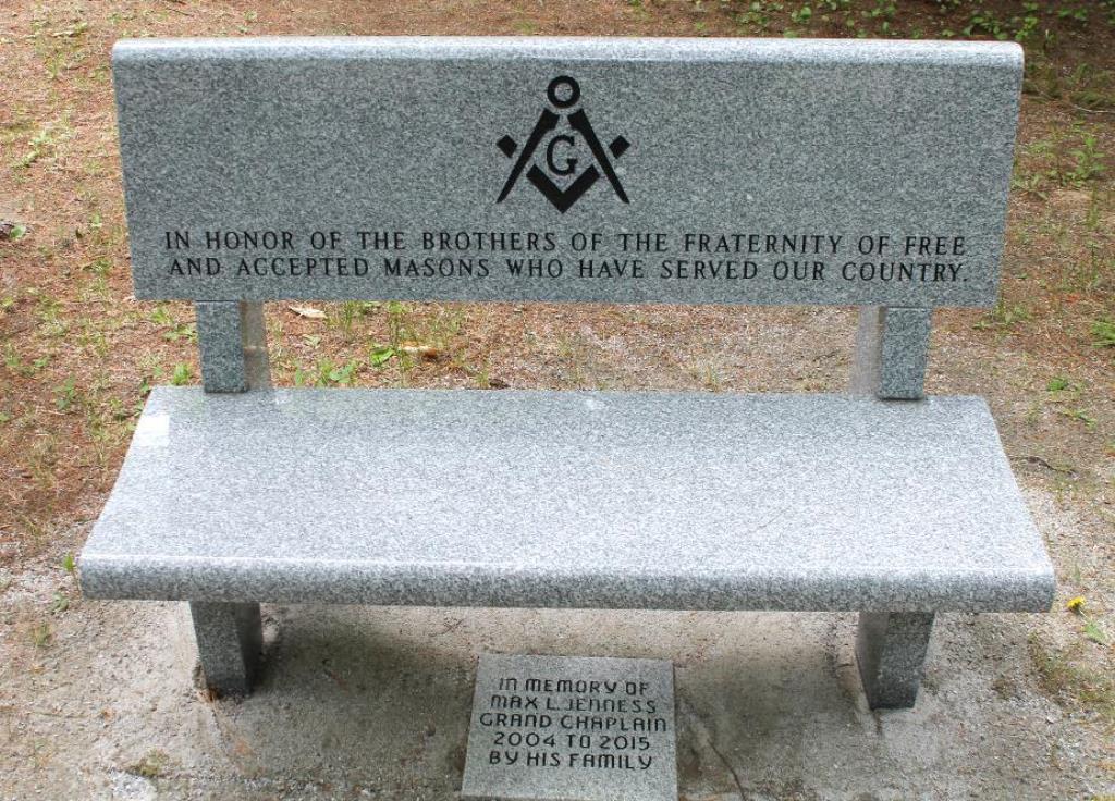 NEW HAMPSHIRE STATE VETERANS CEMETERY MASONS MEMORIAL BENCH