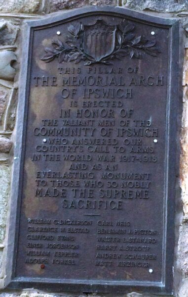 IPSWICH WORLD WAR I MEMORIAL ARCH PLAQUE