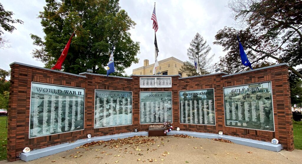 GLADWIN COUNTY WAR VETERANS MEMORIAL